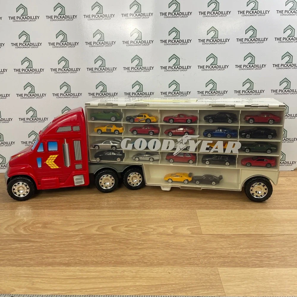 Vintage 1999 Redbox Goodyear Semi Truck Car Carrier with 22 Diecast Cars 69039